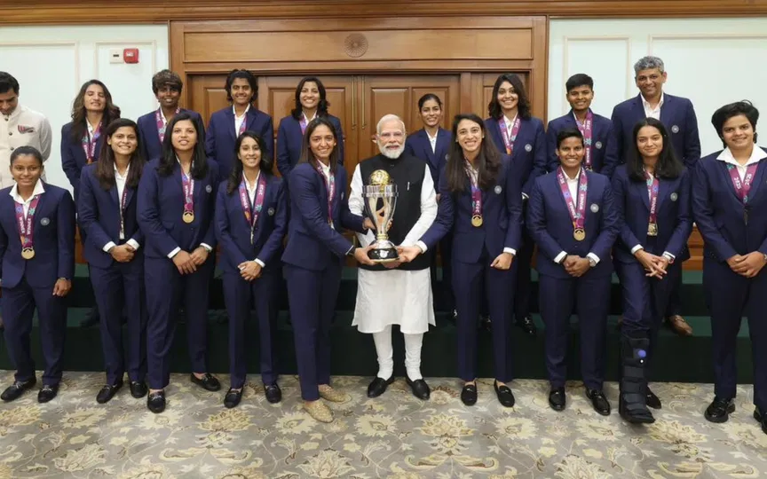 Tattoo, trolls and Kaur's juggling catch; Check details of PM Modi’s conversation with team India Tattoo, trolls and Kaur's juggling catch; Check details of PM Modi’s conversation with team India